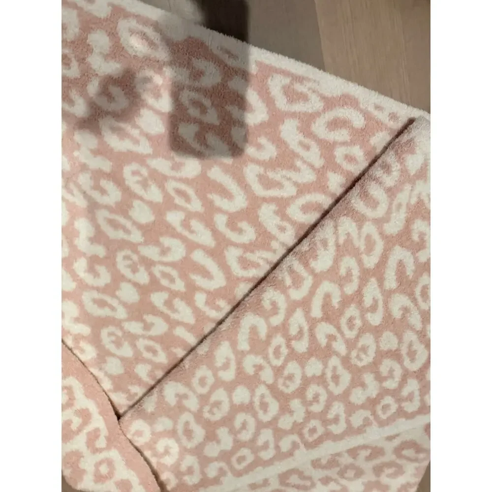 COMFYLUXE Leopard Pattern Luxury Soft Throw Blanket